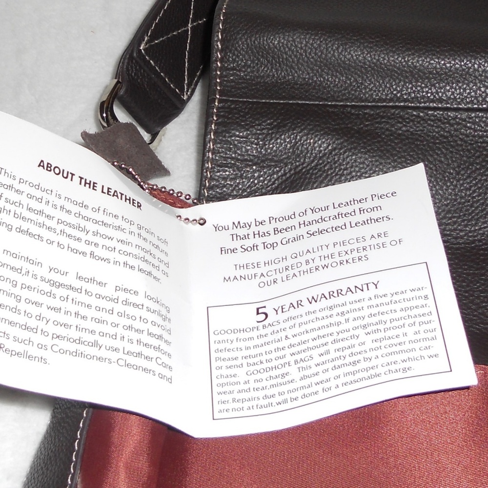 BELLINO LEATHER CROSS BODY/MESSENGER - Picture 4 of 4